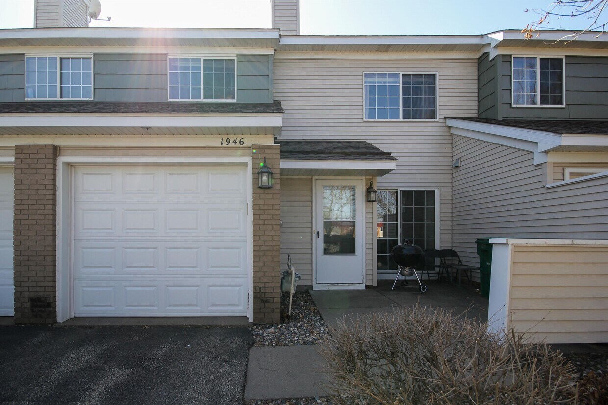 Foto principal - 1946 Glenfield Ct