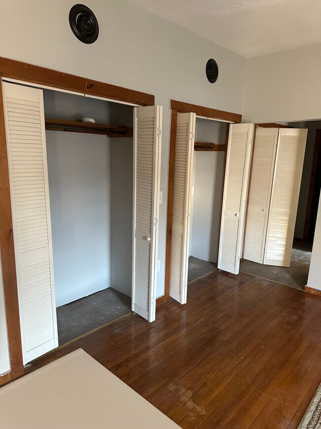 Foto del edificio - 5224 West Senca St