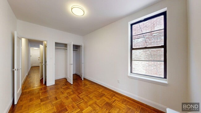 Building Photo - 109 E 88th St