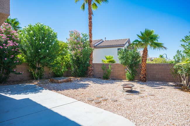 Building Photo - 248 Tie Breaker Ct