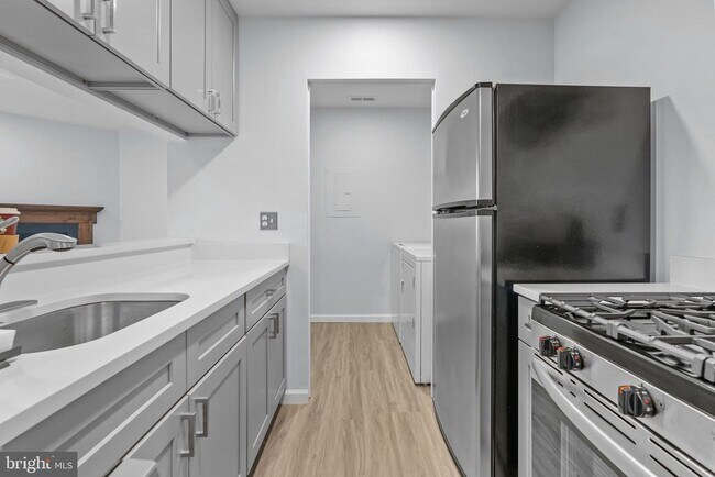 Foto del edificio - 604 Woodhollow Dr