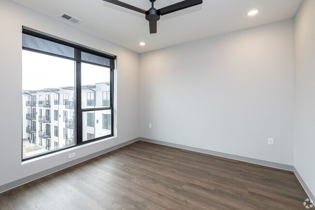 Foto del edificio - Spectrum Heights NEW!