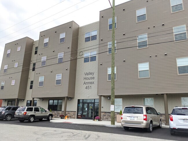 valley house flats 55 year and older apartments brookville in apartments com