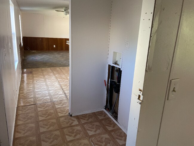 Building Photo - 2626 Pine Bark Way