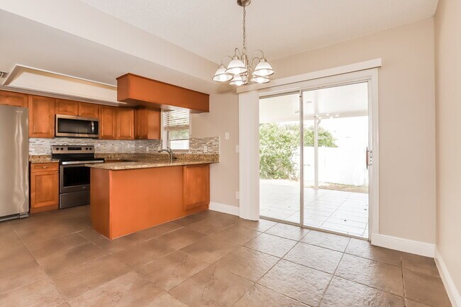 Foto del edificio - 1919 Crown Park Dr