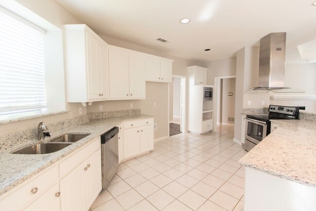 Foto del edificio - 1008 Janus Drive, Carrollton