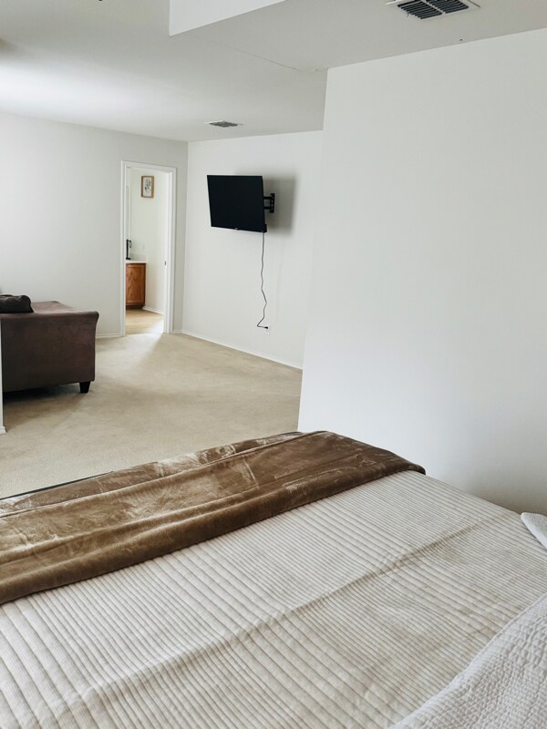 Building Photo - 12803 Capri