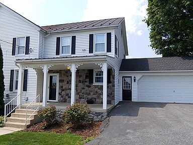 Building Photo - Newly remodeled