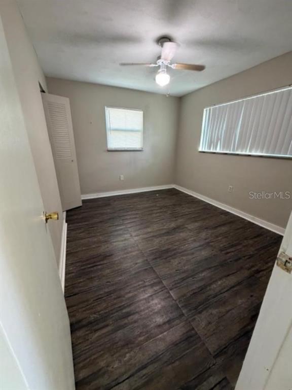 Foto del edificio - 1810 E Poinsettia Ave