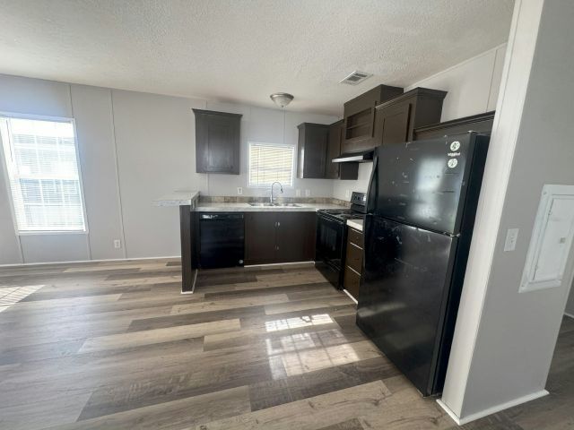 Foto del edificio - 1234 Reynolds Rd