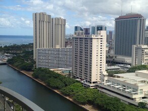 Building Photo - 1717 Ala Wai Blvd