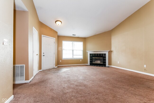 Foto del edificio - 4206 Village Trace Blvd