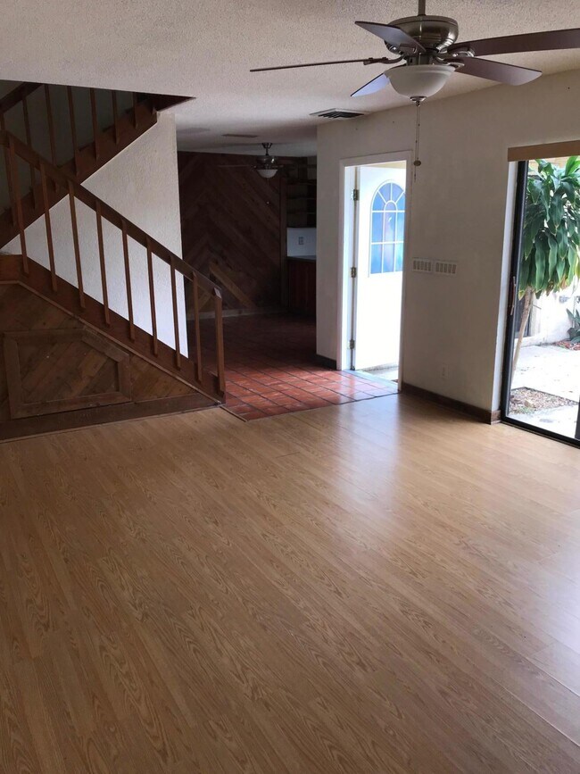 Building Photo - 212 Lake Arbor Dr