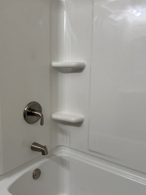 Foto del edificio - 4905 Bernardo De Galvez Ave