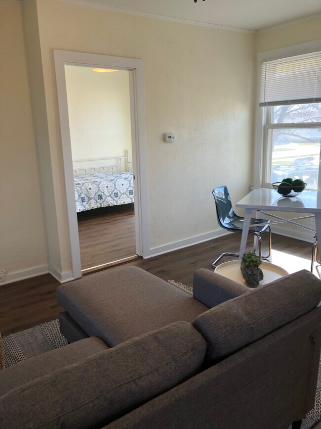 Family Room &amp; Second Bedroom - 7633 40th Ave