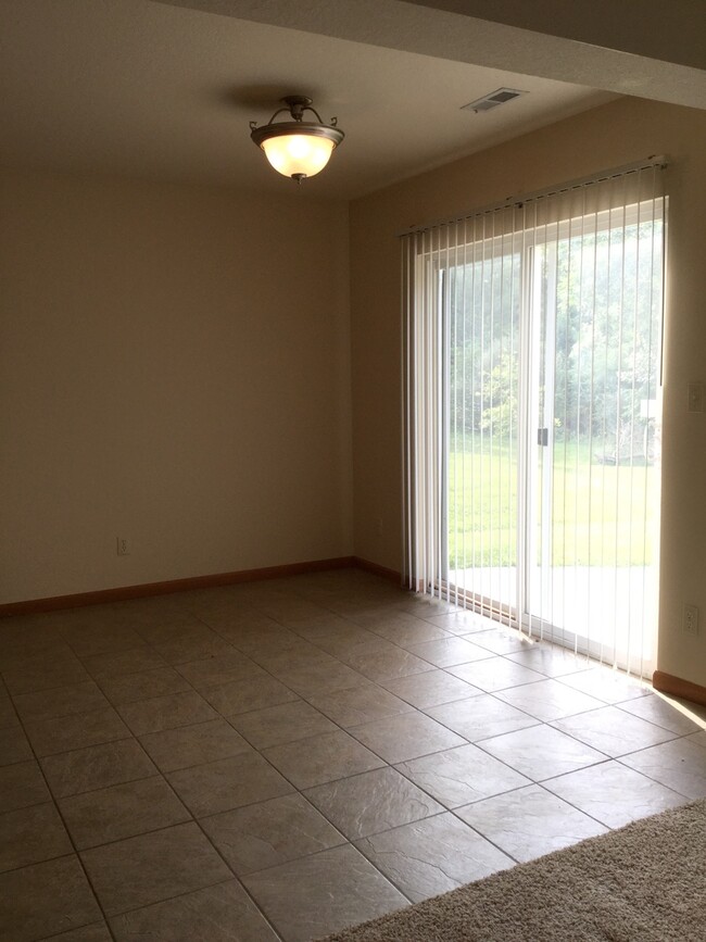 Foto del edificio - 5520 Hunley Ct