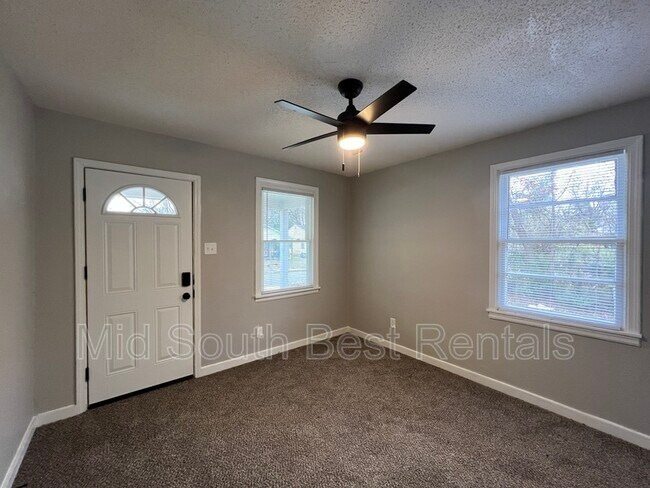 Foto del edificio - 1385 Gold