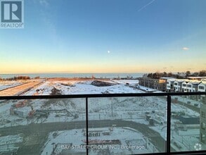 Building Photo - 5-505 Pierview Wy