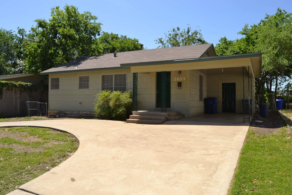 Updated & Charming 2/1 in Rosedale! House Rental in Austin, TX