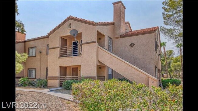 Foto del edificio - Fully Furnished Summerlin South Condo | 2 Bedroom | Flexible 1–12 Month Lease | Corporate & Reloc...