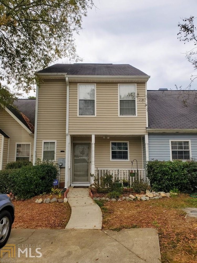 Foto principal - 5908 Trent Walk Dr