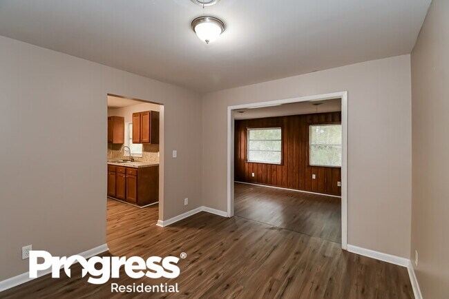 Building Photo - 4510 Jammes Rd