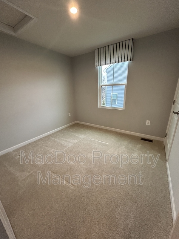 Foto del edificio - 2644 High Point Dr