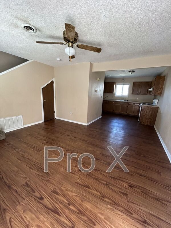 Foto del edificio - 1106 S Joplin St