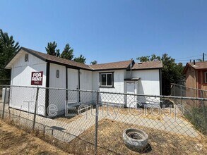 Building Photo - 717 W Date Ave