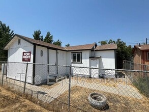 Building Photo - 717 W Date Ave