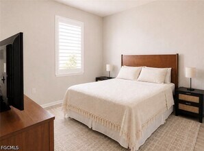 Building Photo - 43906 Cattleman Dr