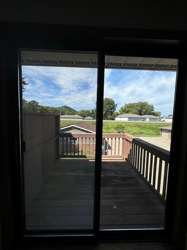 Deck - 513 Kerry Dr