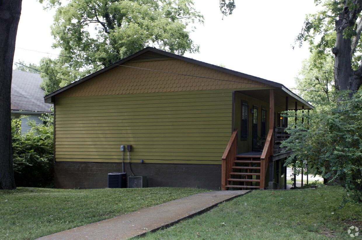 Primary Photo - 1308 Caldwell Ave