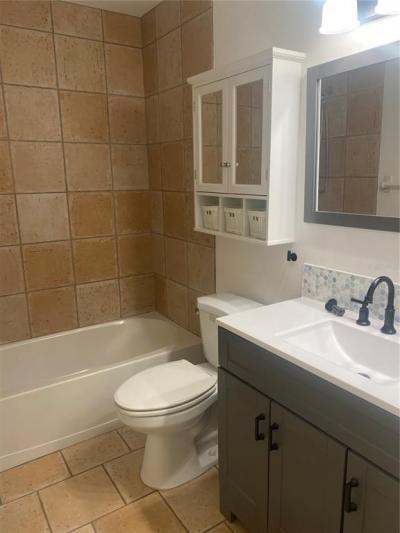 Guest bathroom - 3804 59th Ave W