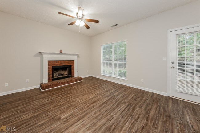 Foto del edificio - 12241 Cypress Way