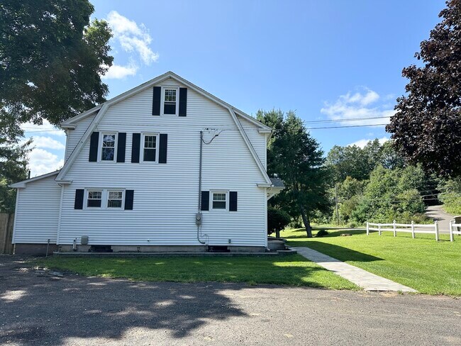 Building Photo - 2174 Durham Rd