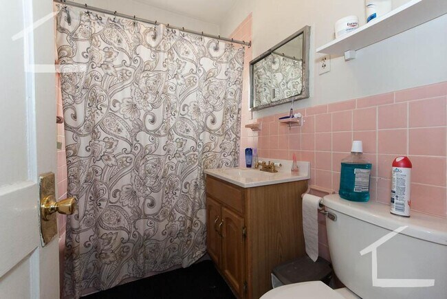 Foto del edificio - HOT 2BR/1Bath in Brighton!