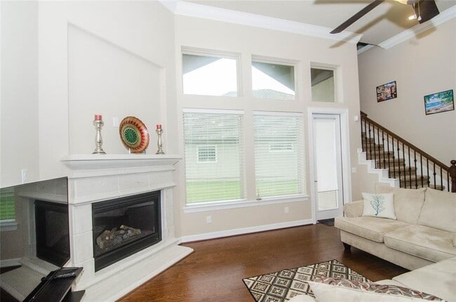 Building Photo - 5011 Wheaton Park Dr