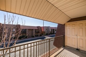 Building Photo - 5260 River Glen Dr