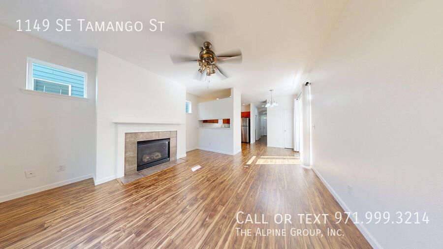 Foto principal - 1149 SE Tamango St