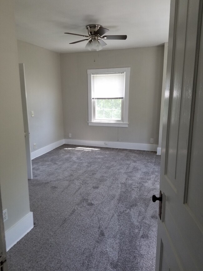 Master Bedroom - 300 Hancock St
