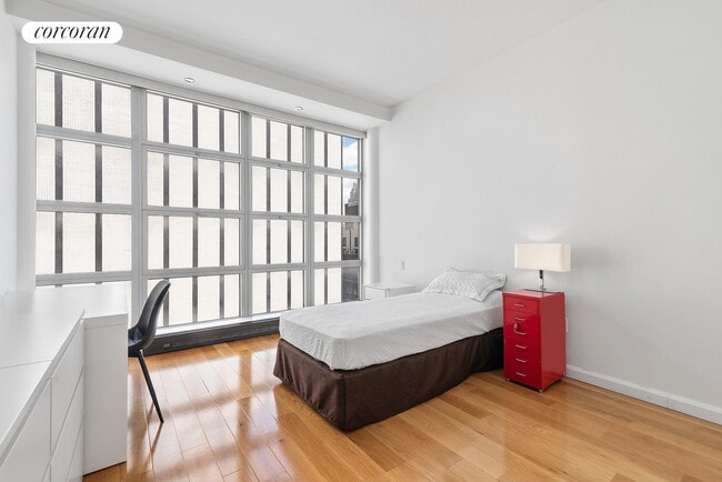 Building Photo - 500 W 53rd St