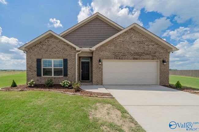 Foto del edificio - 15906 Glenncrest Ln