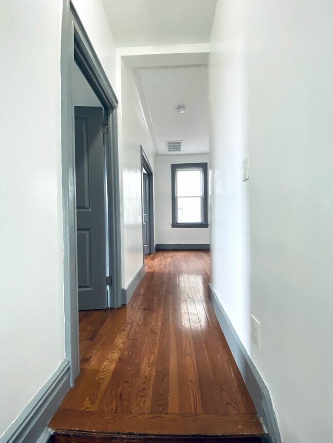 Building Photo - 384 Fulton Ave