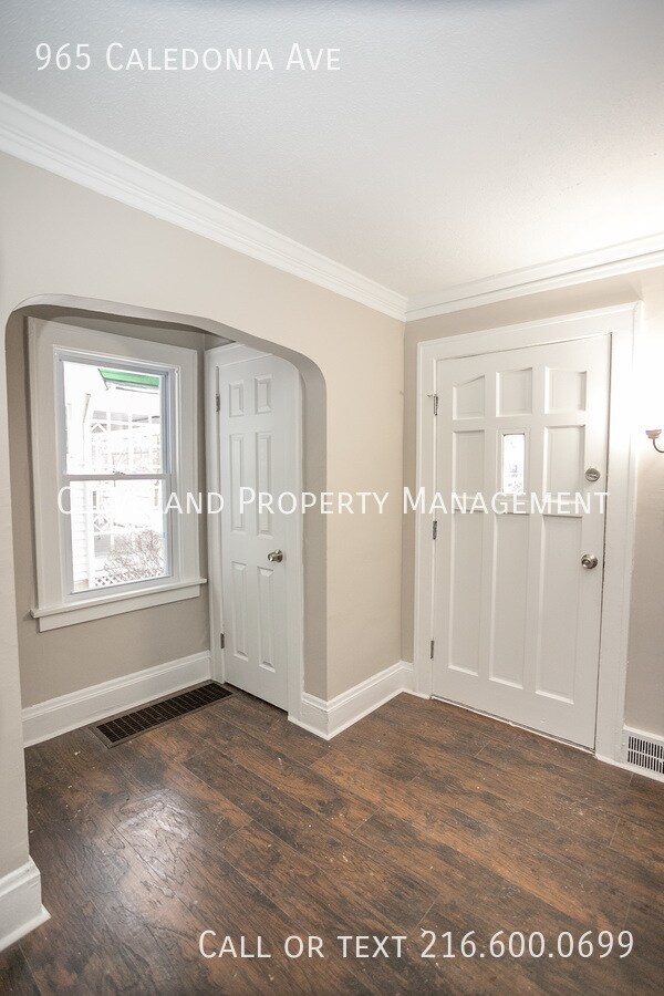 Foto del edificio - 965 Caledonia Ave