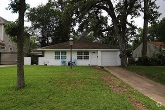 Building Photo - 955 Althea Dr