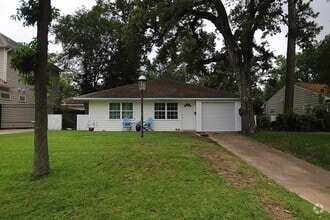 Building Photo - 955 Althea Dr