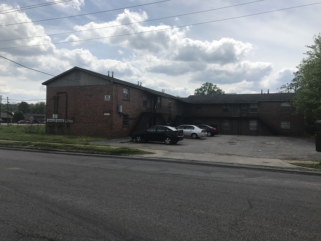1525 18th Street Ensley, Birmingham, AL 35218 Apartments in