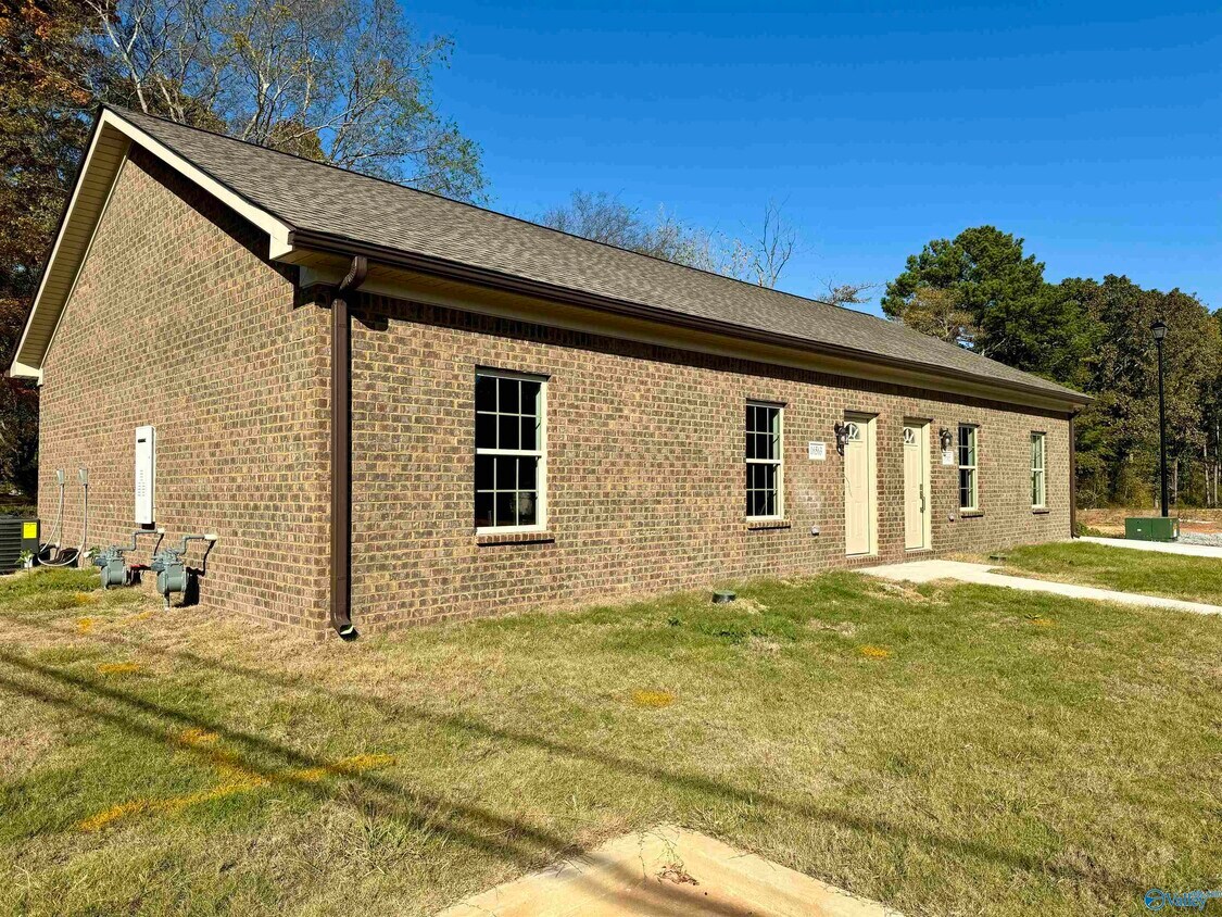 Foto principal - 16574 Jamilynn Dr