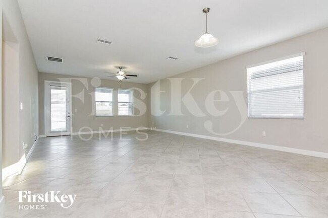 Building Photo - 9916 Victory Gallop Loop